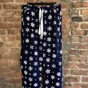 Aerie Flannel Snowflake Pants